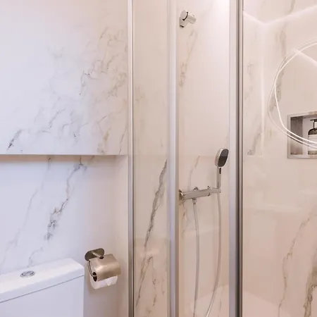 Arena & Cielo By Airnest